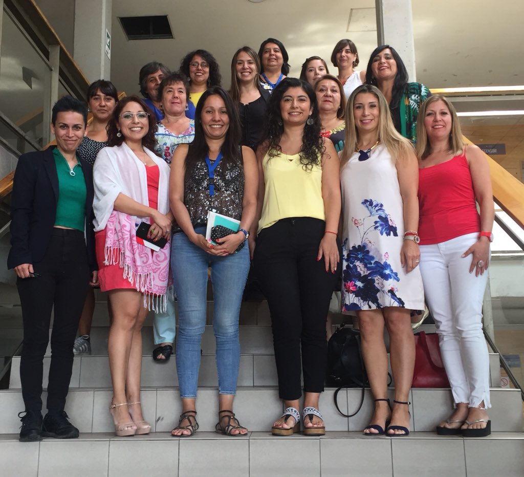 Neidajcm's tweet photo. 👏 Un día de buenas noticias: 

Estamos cerca de lograr la #paridad 

Y Constituimos la RED DE ACADEMICAS @ucen

Porque la participación y organización política de las mujeres es fundamental para lograr este NUEVO CHILE FEMINISTA: ➕ Justo, igualitario, intercultural y sororo 💪 https://t.co/IeAimy21xn