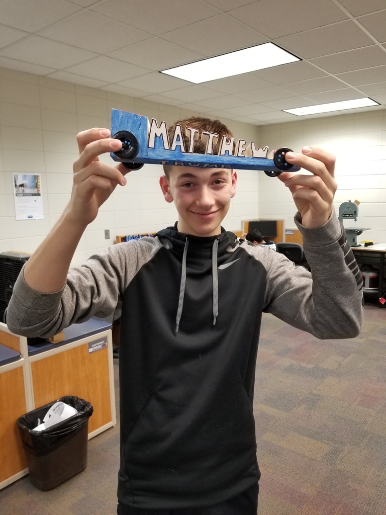 SheldonSchools's tweet photo. Matthew Meyer used the band saw in Tech to cut his name into his dragster for Dragster Design! #STEM #engineering #smstech #smsrocks #orabnation https://t.co/JcSpFFspTb