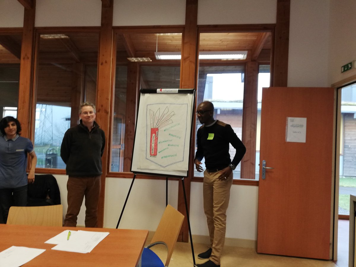 MarylineSAGNE's tweet photo. Riche journée recrutement avec @corrtech et @simplonco pour constituer la 3ème promo formation #ReferentDigital à #Tulle
Des profils diversifiés qui vont rejoindre un collectif et développer leurs compétences autour de projets digitaux 👏 #inclusionnumerique https://t.co/Dkf0FROM5u