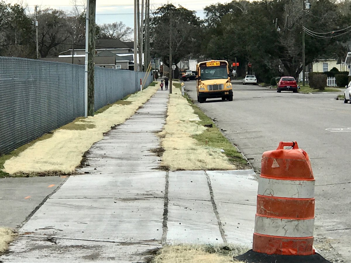 CityofWilm's tweet photo. Crews have been building sidewalks on S 13th St with more to come on S 10th St. This $1.2 million project is also installing new crosswalks with signal heads at a number of intersections near Williston and Gregory Schools. #walkableWednesday https://t.co/sq7pnnc8Rk