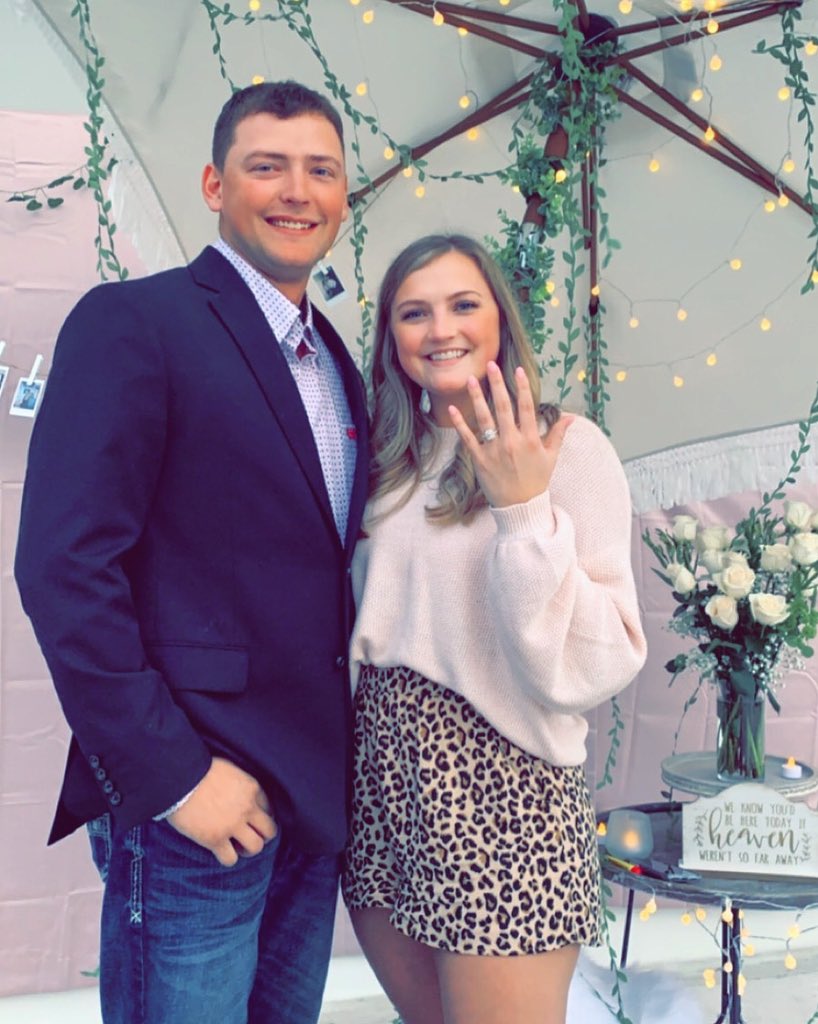 TWUVolleyball's tweet photo. A huge congrats to Erin Jones on your engagement! We are so happy for you!! @e14jones https://t.co/7L2xdFmvmS