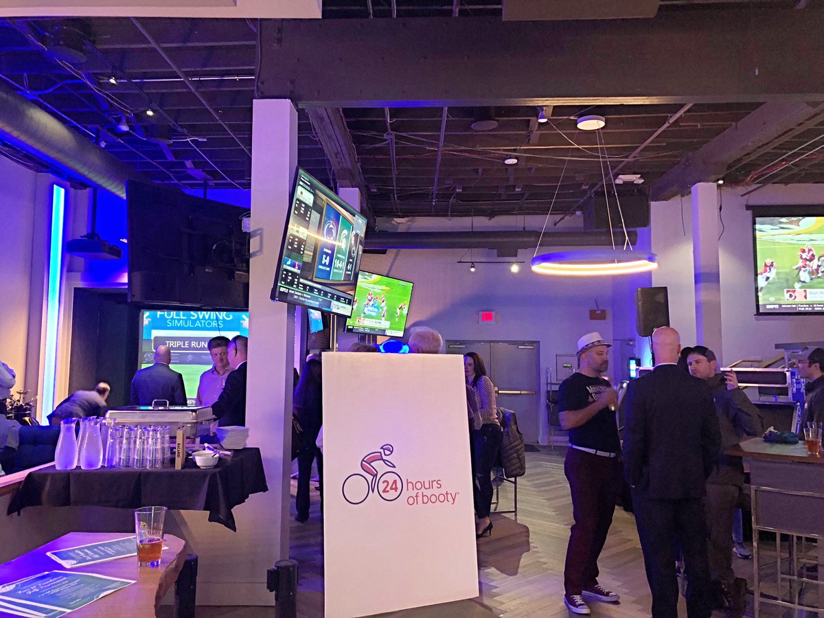 FORETwentyFour's tweet photo. Great evening at Northside Station Top Golf with players and sponsors for the May 19 charity golf tournament benefitting @24foundation https://t.co/2QSo5HPlax
