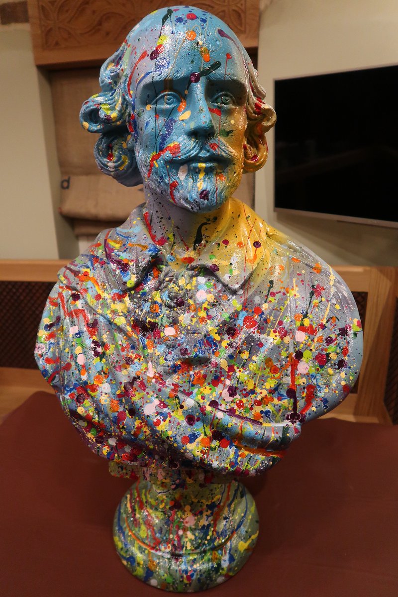 jon_stiff's tweet photo. Bust #1 Day 2. Dotted and done Will I Am ... make over complete. Onto the next!  #stiffyart #abstractart #williamshakespeare https://t.co/fWqU46r88p
