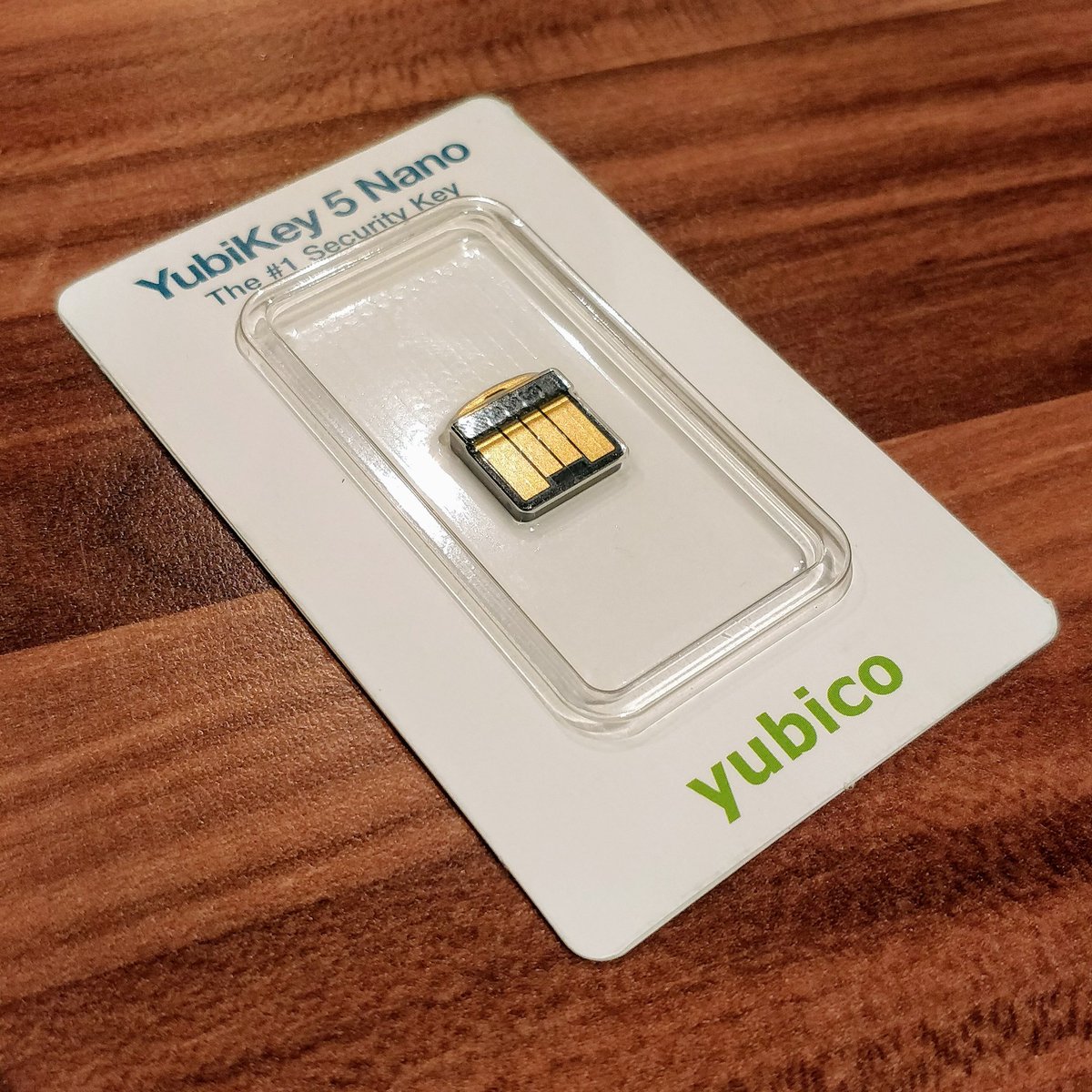 popey's tweet photo. Goodbye 1st gen YubiKey, hello YubiKey 5 Nano. This was super easy to setup and snuggles neatly in any USB port. https://t.co/EealXRJK67