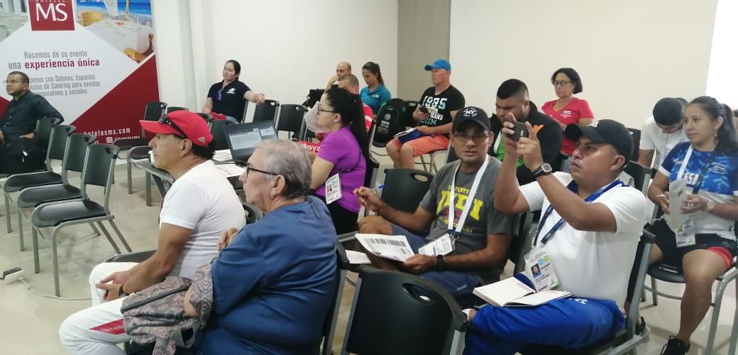 COLParalimpico's tweet photo. 🤩🇨🇴Seguimos con las jornadas de reuniones técnicas previo al inicio de las competencias.

😬🤘🏻En esta reunión los delegados de cada región pudieron conocer detalles de para natación, el cronograma oficial de competencias y los horarios de entrenamiento.

¡Cali es #imPARAble!😍😬 https://t.co/4cWt4t2zKx