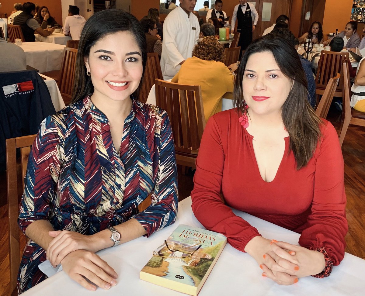 GeraldinePonceM's tweet photo. Hoy desayuné con @lorenaleer excelente gestora cultural, quien ha realizado un trabajo sobresaliente en conjunto con la comunidad literaria en nuestro estado con el Festival Letras en Tepic... https://t.co/jKcEb9MbMC