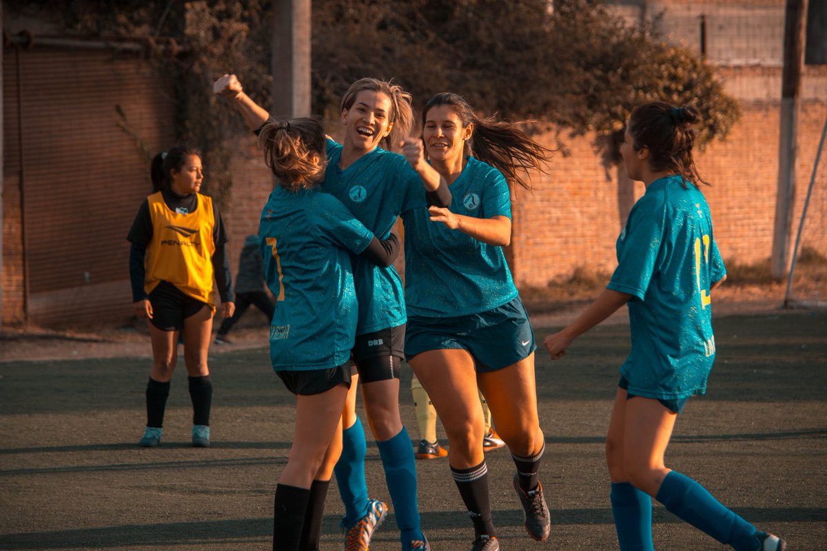 Midwest_PSC's tweet photo. RT: What’s not to love? New this year, the Midwest Pre-Season Classic will be at a $15-million, 120-acre facility with dozen grass and 2 turf fields, ample parking,  and expanded to club and 7/8th grade teams! Register to save your team's spot. https://t.co/qoU1A6iCCn https://t.co/cxDDpn0OhN