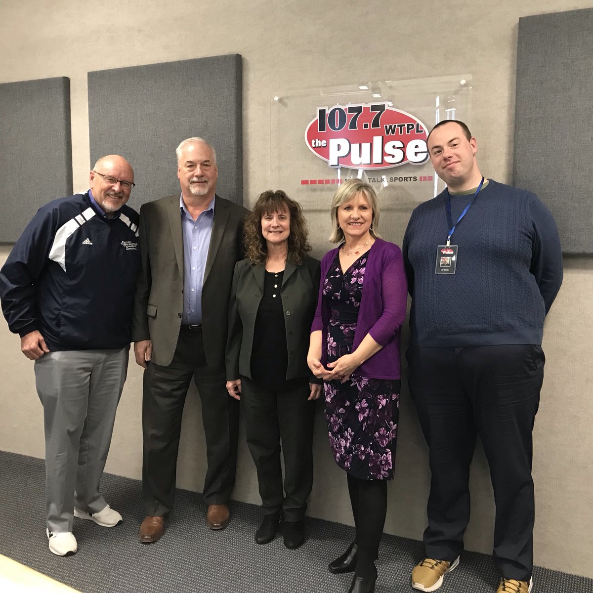 GraniteStateIL's tweet photo. Thank you to @carolphillips52 @cailandcompany @TheREALJayDawg and @1077ThePulse for inviting @GraniteStateIL on today’s show. We had a great time talking about how we help people in New Hampshire live their lives independently. #GSIL #disABILITY https://t.co/B66VGrBiPs