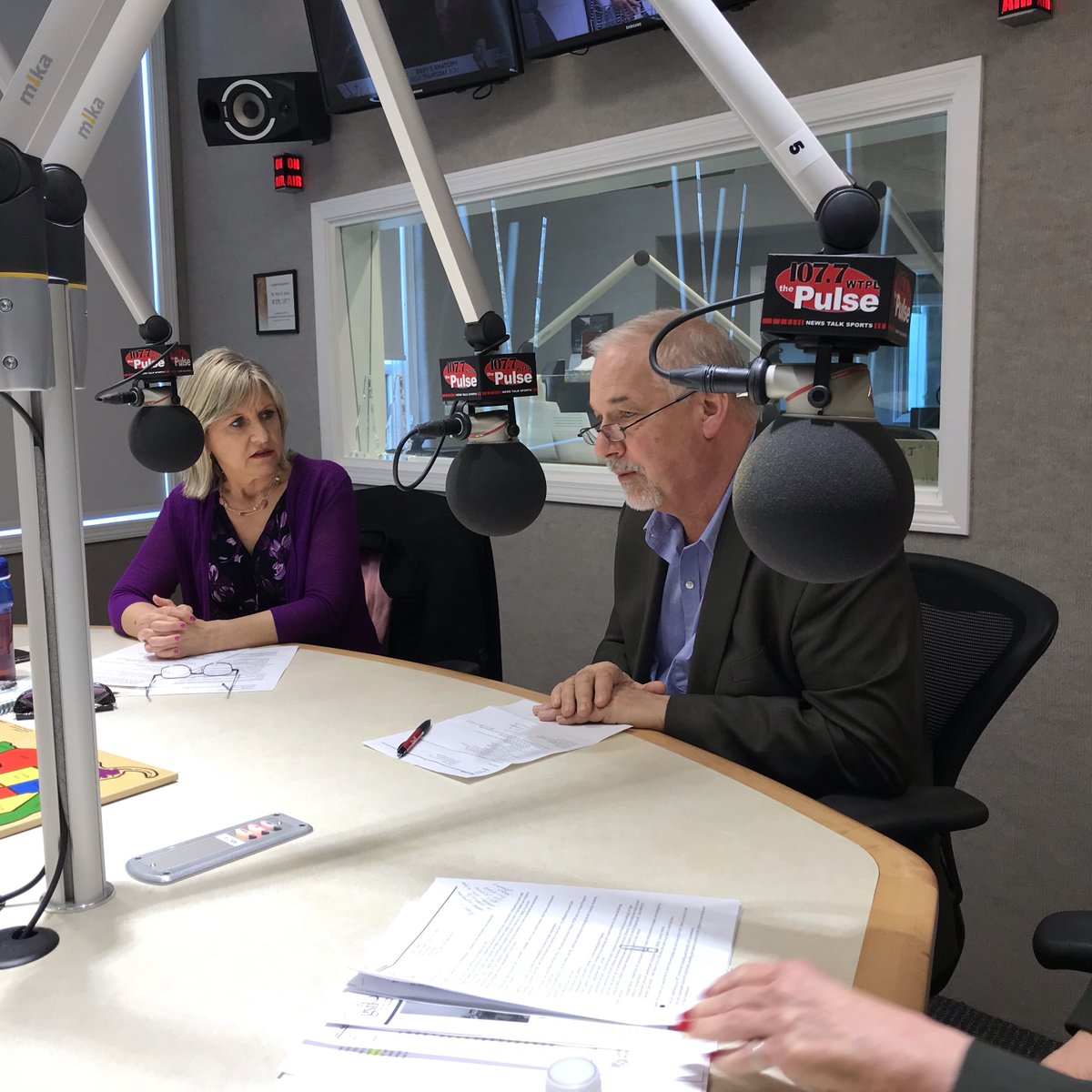 GraniteStateIL's tweet photo. Thank you to @carolphillips52 @cailandcompany @TheREALJayDawg and @1077ThePulse for inviting @GraniteStateIL on today’s show. We had a great time talking about how we help people in New Hampshire live their lives independently. #GSIL #disABILITY https://t.co/B66VGrBiPs