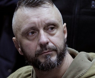 halyapuff's tweet photo. Alleged motive for murder of #journalist Pavel #Sheremet was copy-pasted from another indictment, yet #Antonenko (#Riffmaker) remains imprisoned 
#Ukraine  #НеВірю! #ХтоНаступний #FreeAntonenko #FreeKuzmenko  
https://t.co/ndEjbrHiij https://t.co/6t7BLSSC4D