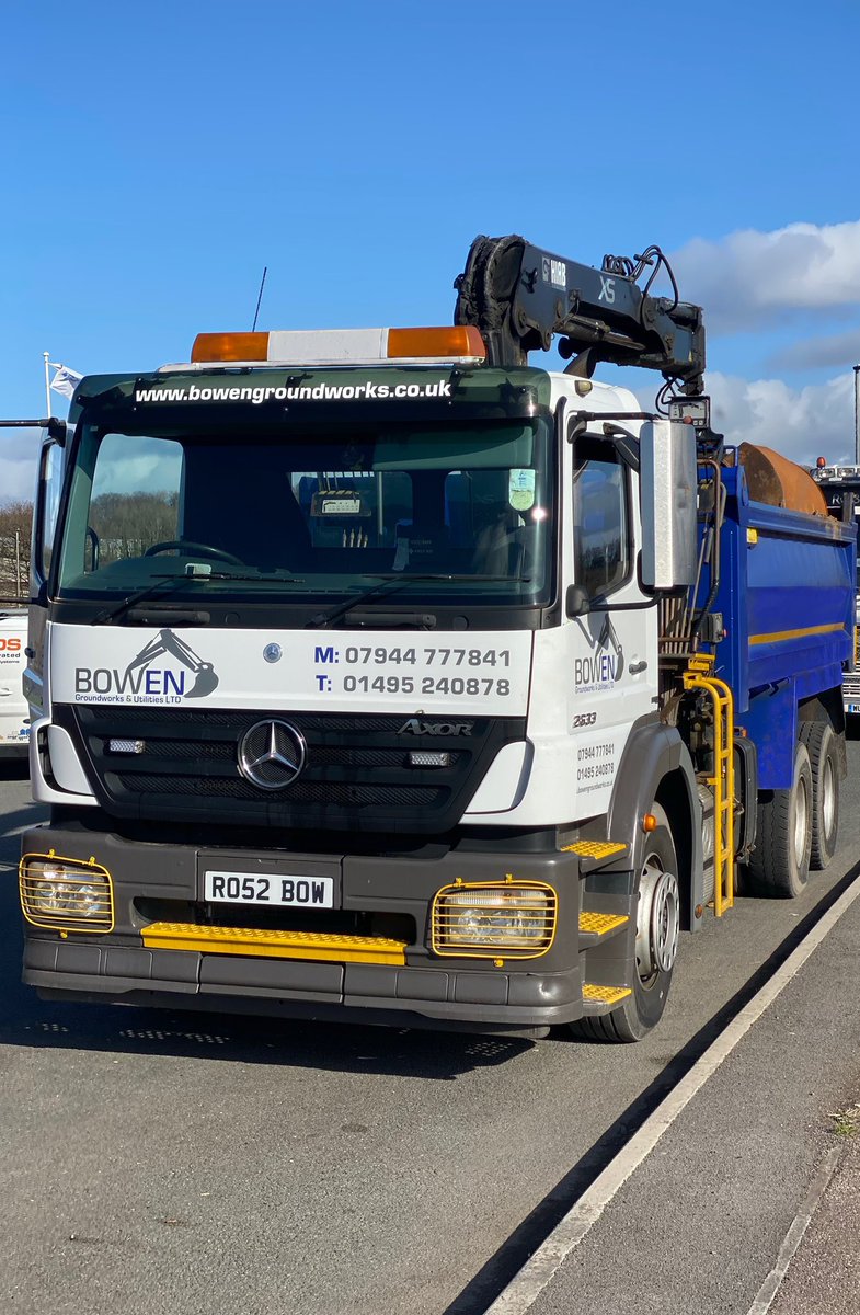 BowenGroundwork's tweet photo. Muckaway &amp; GrabHire In South Wales 🏴󠁧󠁢󠁷󠁬󠁳󠁿 
 
https://t.co/05ryaVRjAd 

Or call us on 01495 240878

#groundworks #planthire #construction #muckaway #grabhire #operatorsofwales #aggregates #heavyplant #equipment #projectmanager #dayworks #machinesoftwitter #constructioninsustry https://t.co/dQb8PwnwHa