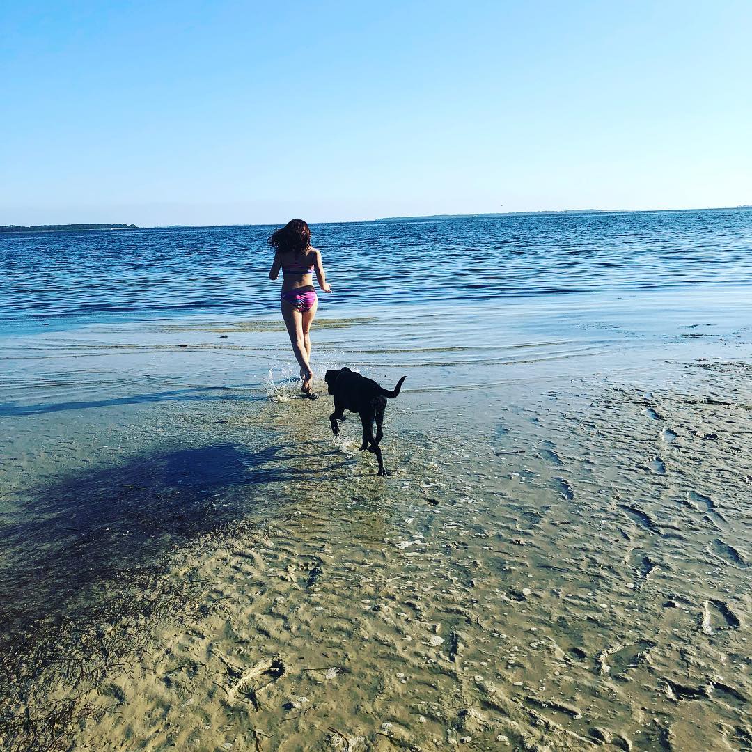 Garmentgear's tweet photo. @PromoKitchen We are located in Panama City, FL - home of the most beautiful beaches - so that's where I like to go! However, during spring break I tend to hang out in town by the bay. #promochat #break #sunshineready https://t.co/ZQbIhaE7Ow