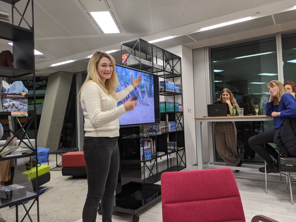 em_luxton's tweet photo. Feeling SO inspired after an awesome talk all about #solofemaletravel at the @lonelyplanet offices tonight ❤️

(GIFTED) #lonelyplanet https://t.co/VQqITfQefj