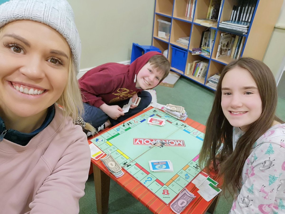 gladstonebarry's tweet photo. We are enjoying hot chocolate and games night β #Stackpole2020 #gamesnight #treattime https://t.co/cpNmA7FUF7