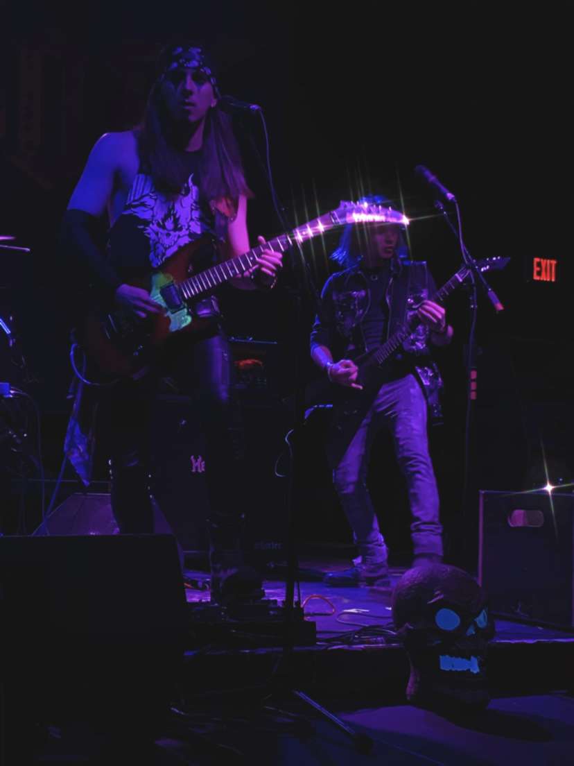 ZherraOfficial's tweet photo. The guitarists ☠️ @its_screecher @venomthroughmyveins
#zherra #music #rockmusic #metalmusic #heavymetal #phoenix #lasvegas #guitars #drums #bass #livemusic #hardrockcafe #kramer #esp #gibson #fender #hellwin #schecter #mesaboogie #avengedsevenfold #gretch #rockstarenergy https://t.co/0TA7fNkbaN