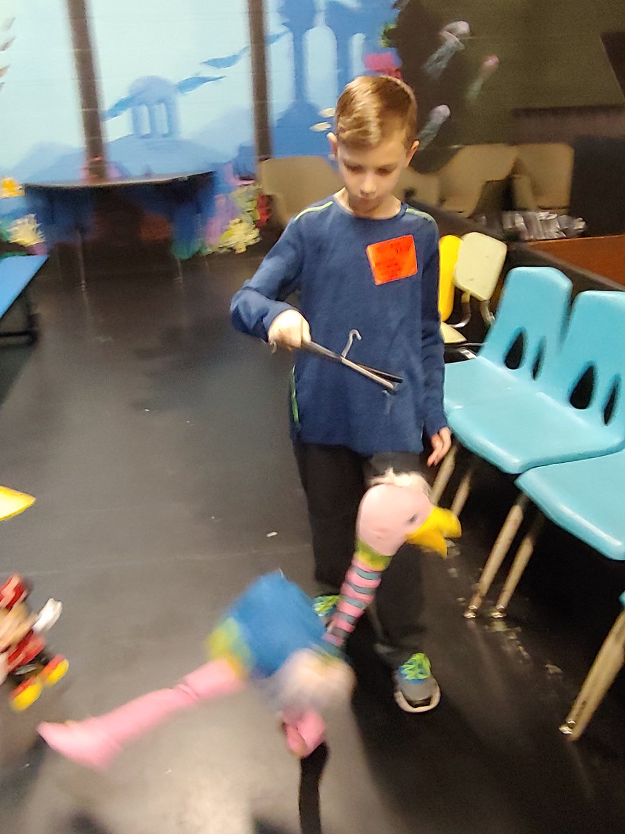 ShelbyBuzz's tweet photo. Fun trying out the puppets https://t.co/oyqFag01pF