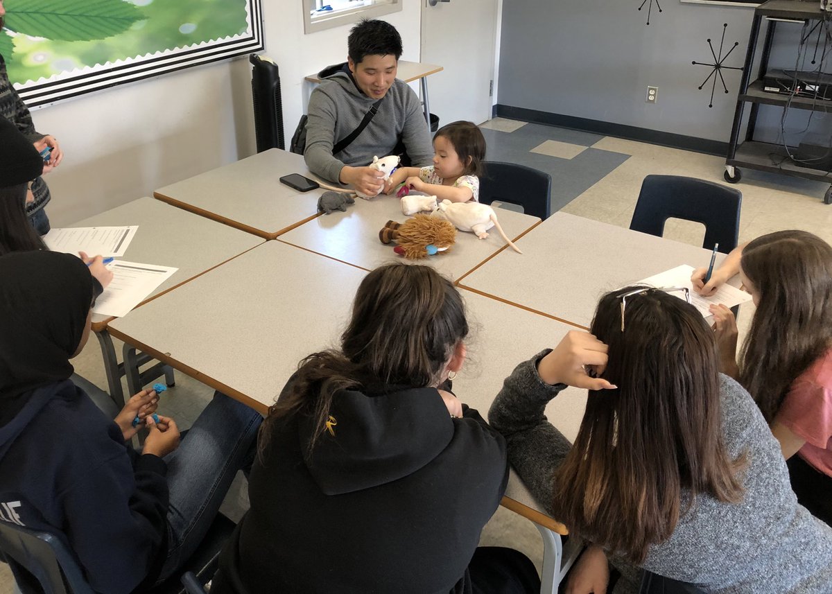 Ms_Moxon's tweet photo. Sometimes you just need to let 2-year olds teach the @ByrneCreekSS class on early child development and play-based learning. #APpsych #readyfornaptime https://t.co/st0ZFyhmQv
