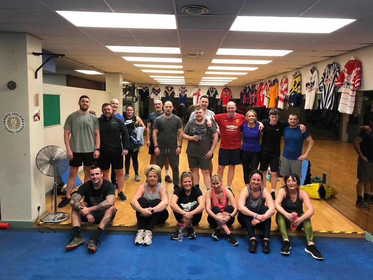 bg_centre's tweet photo. Wednesday 6pm and 7pm boxing fitness 🥊 

Wow no words for them classes 🤮🥵 

We’re back tomorrow with mixed bag 

- 10am, Places available 
- 6.30pm, Places available 

To get yourself booked on or for anymore information just message us. 

#TEAMGOULDING 🦁 https://t.co/E5ZQmUp0od