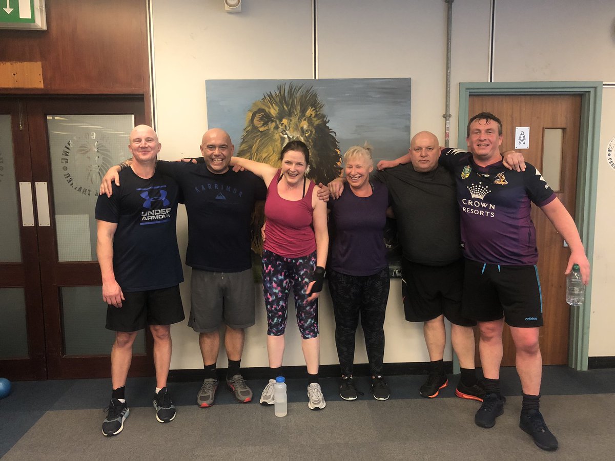 bg_centre's tweet photo. Wednesday 6pm and 7pm boxing fitness 🥊 

Wow no words for them classes 🤮🥵 

We’re back tomorrow with mixed bag 

- 10am, Places available 
- 6.30pm, Places available 

To get yourself booked on or for anymore information just message us. 

#TEAMGOULDING 🦁 https://t.co/E5ZQmUp0od