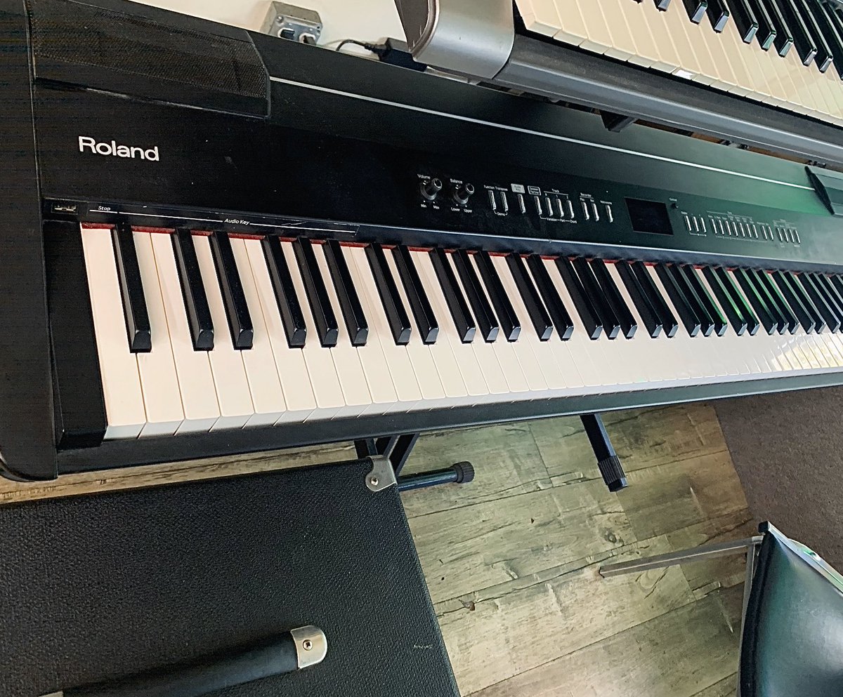 sunsetpawnshop's tweet photo. Roland FP-7 88-key portable digital piano is now available for our customers! Price: $559. Hurry up to get the best deal!
 
#WednesdayThoughts #pawn #pawnshop #loan #LosAngeles #piano #roland https://t.co/EecPIl4Zrz