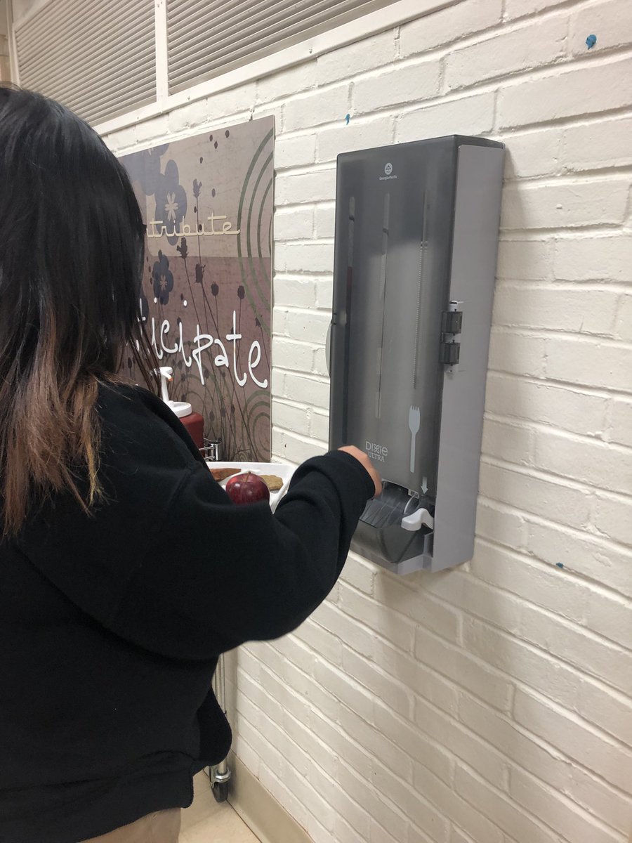 RBMSStuCo's tweet photo. New Spork Dispenser in action! Thank you @ChartwellsK12 for your continued collaboration and commitment to our #greencafeteria vision 🌎💚♻️ #breakupwithplastics  @rbmsROCKETS @DreamBigRB @RedBankSup https://t.co/mQKJPKLgTy