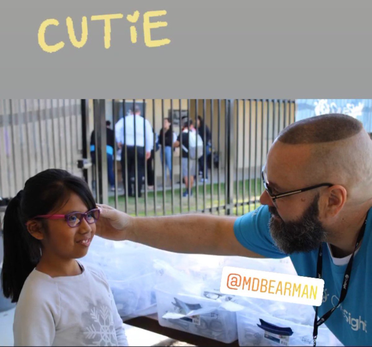 sal3133's tweet photo. All smiles at Vision One Sight Clinic.   Migrant Students were thankful and happy to receive free eye exam and glasses.  Big thank you to all staff and volunteers.  Big thanks @OneSightOrg you have a dedicated staff. #kcsosproud #migranteducation https://t.co/ipHWzsbcUQ