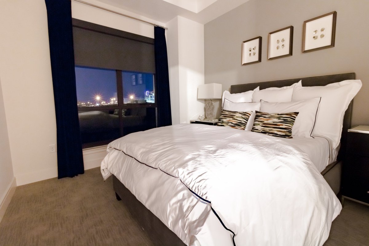 LiveDallasApts's tweet photo. Another happy client relocating to Dallas, gotta love luxury Uptown living!
Looking for a new luxury pad?!
Contact #liveDallas for a list of all the best go to places to live #2020.π π #Dallas #UptownDallas #realtor #homedecor #blogger https://t.co/dEEWWBNXHc