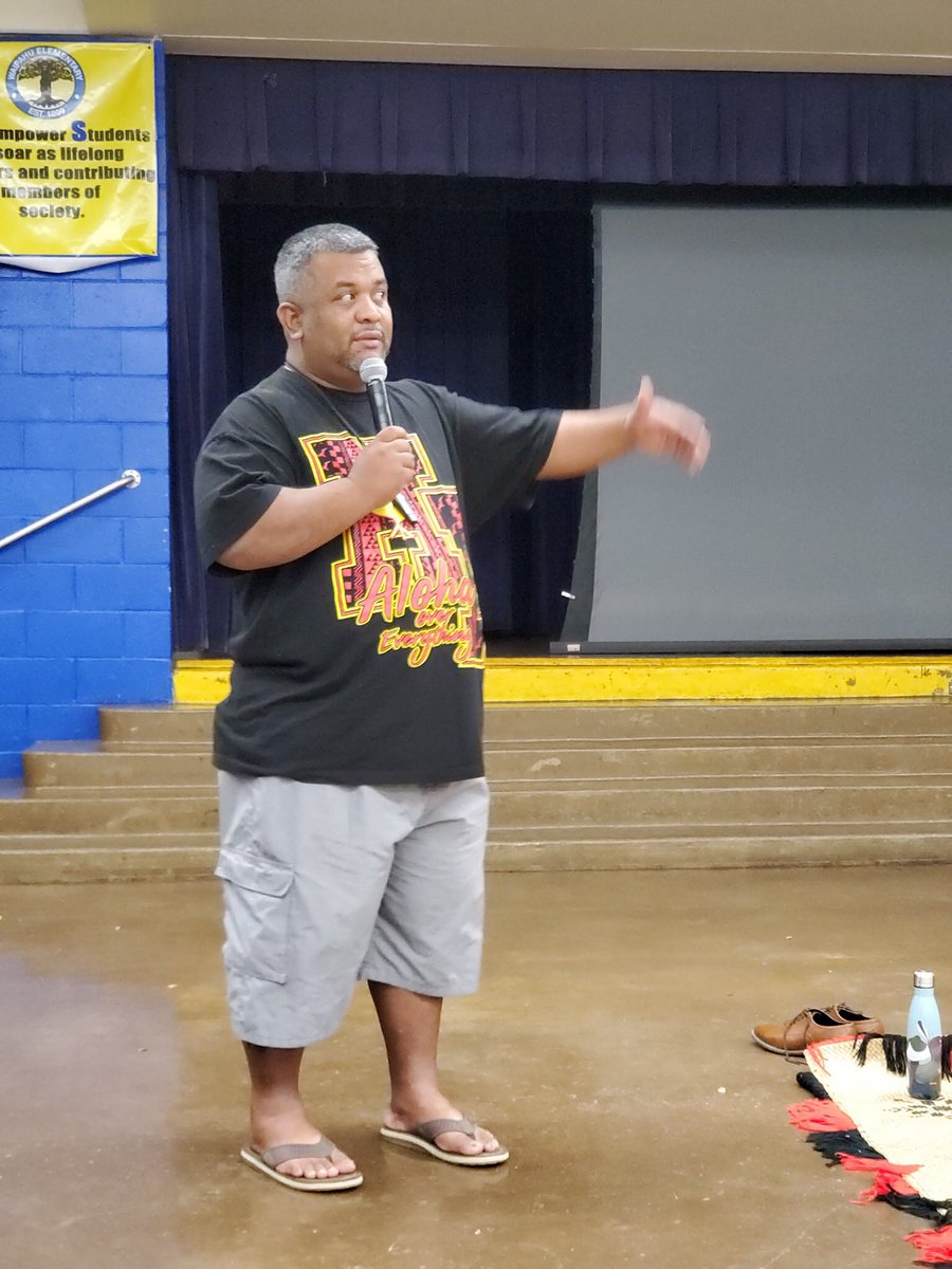 OfficeRmi's tweet photo. Marshall Islands Consulate-Honolulu &amp; Marshallese Community Organization of Hawaii (MCOH) ekonaan kamolol National Nuclear Commission,RMI aer kar maron sponsor e Movie Night eo an riMajol ro ion Oahu ilo ad ememej,emeloke,im ekatok kon jerbal in kamelmel ko rekkar walok ilo Majel https://t.co/EIwGaNqgU0