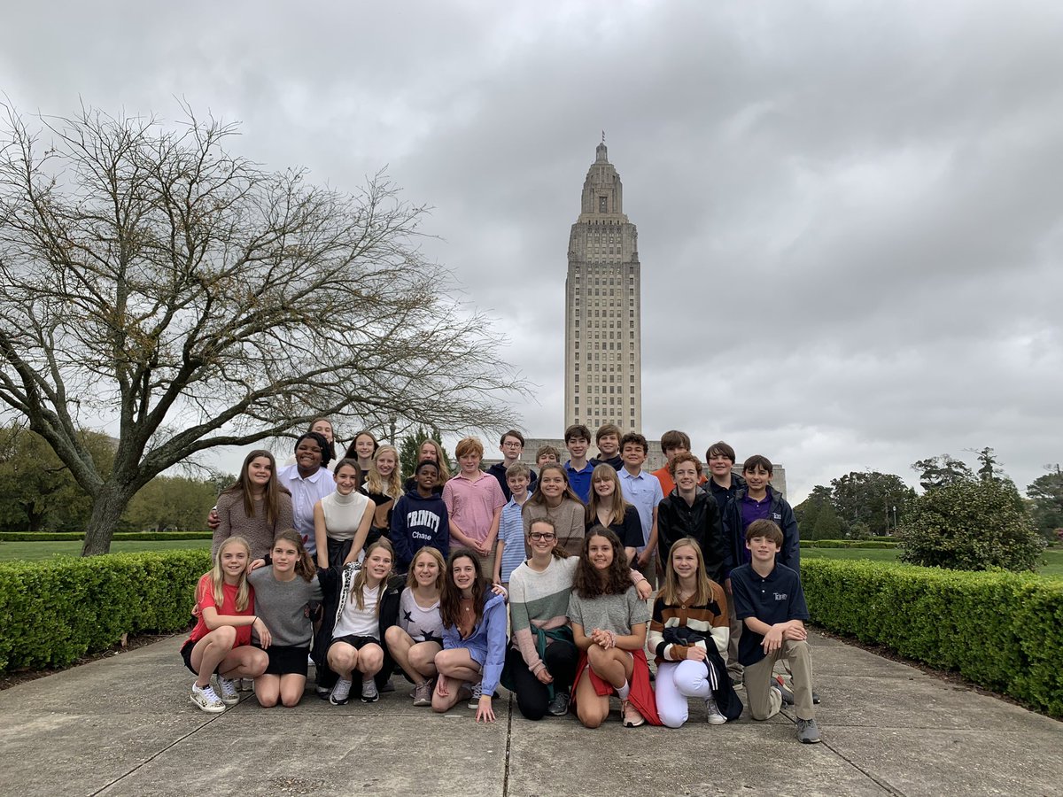 CoffinMargaret's tweet photo. Ended the day with a visit to the Louisiana State Capitol #trinityexplores https://t.co/H2R0VYR6EG