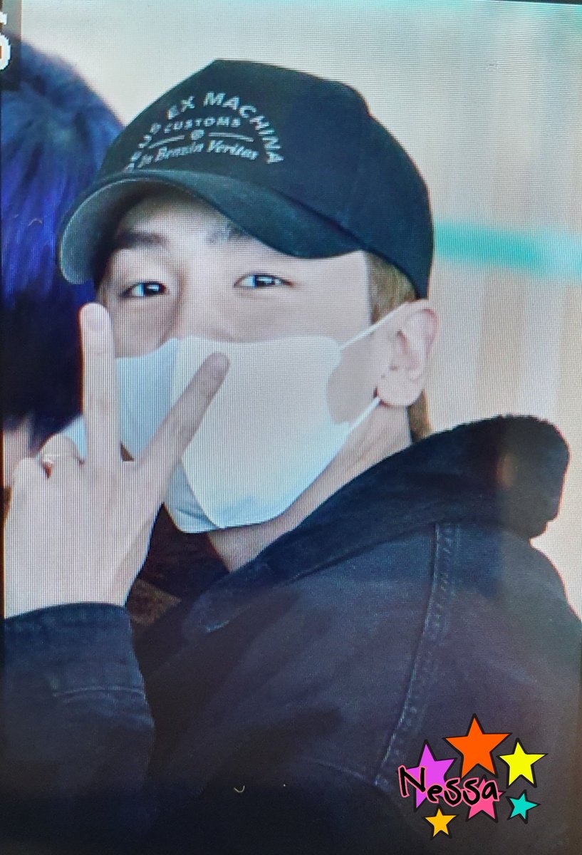 NessaIdolSlayer's tweet photo. 200305 incheon
Airport previews
🥺
이루빈 사랑해요 🙆♀️
#1TEAM #원팀 #이루빈 #RUBIN #IRubin https://t.co/ZCmQXWhkkI