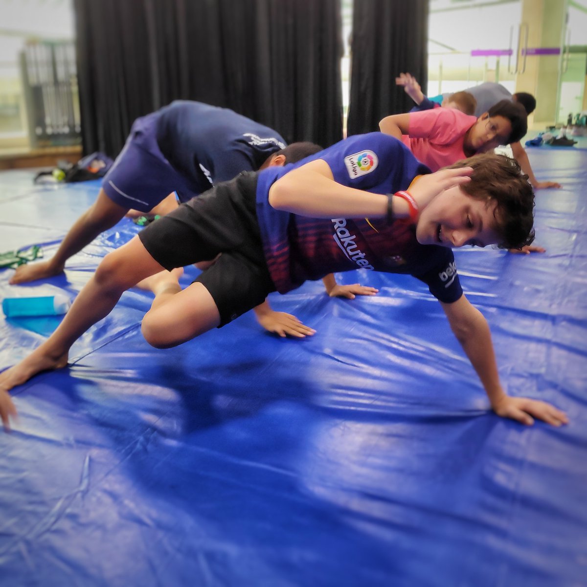 jchumblecrofts's tweet photo. #wheresyourlimit students have a new-found respect for pilates after two gruelling workouts this week (so far)! @ASBIndia #ASBstudio6 #asbindia #everythinghurts #coreforthewin @courtneymm26 #WhatSchoolShouldBe https://t.co/bOU5if8fLP