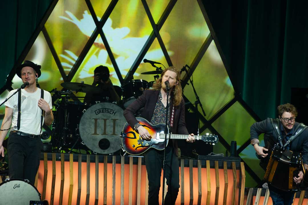 FrontRowCtr's tweet photo. Photos: The Lumineers, along with J.S. Ondara and Mt. Joy in Toronto at the Scotiabank Arena

https://t.co/vxaJyfMVzk

📷 Orest Dorosh https://t.co/go7CLvHwYm