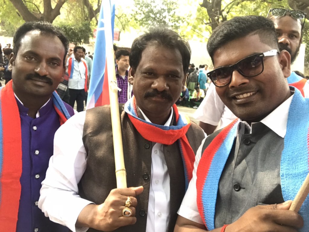 VckPuthiyavan's tweet photo. #டெல்லி ஜன்தர்மந்தரில் நடைப்பெற்ற குடியுரிமை திருத்தச் சட்ட எதிர்ப்பு ஆர்ப்பாட்ட களத்தில் நம் உறவுகளுடன் ஒரு க்ளிக்.
#தேசம்காப்போம்பேரணி
#SaveNationVCKrally #ThirumaAgainstFascism
#NOCAA_NRC_NPR #டெல்லி #Delhi #NewDelhi @VCKparty @thirumaofficial https://t.co/seERa5Oh6K