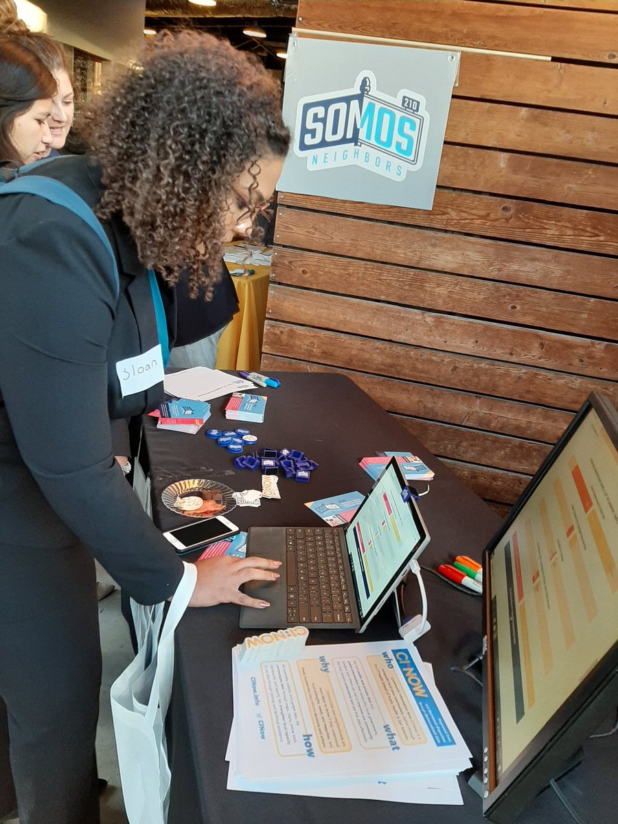 CINow's tweet photo. Tons of interested folks stopped by to check out https://t.co/gTKrjA10wl at @SA2020's Civic Engagement Meet Up tonight - we love meeting folks who care about our neighbors and neighborhoods! #Somos210 #closehealthgaps #SATX https://t.co/nzfoFTnobw