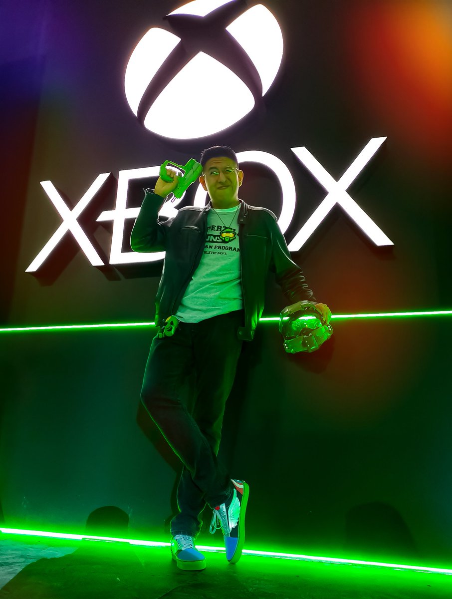 Halo_Vic's tweet photo. Comenzamos STREAM en MIXER para surtirnos en APEX🔴

Gracias por su apoyo al canal.😎

Corran a  https://t.co/MS3iqGW4Cq 📺

#MixerStreamer #XboxShare #GoGenetic #GG https://t.co/xT0HDXTxMM