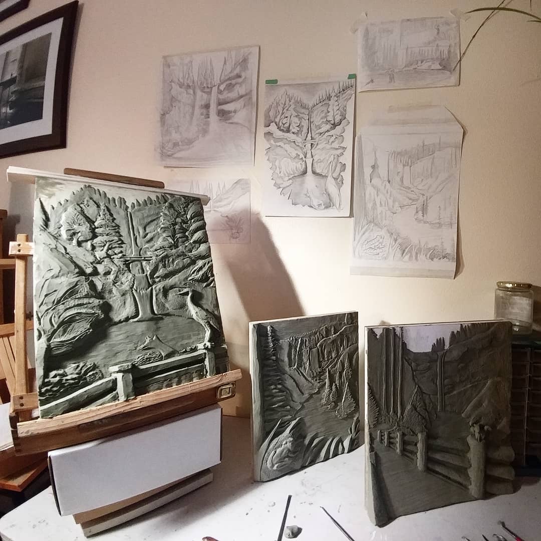 MikeKnapek's tweet photo. Getting close to mold on new @handmadebend bronzes.
.
Bronze Sculpture Process⤵
➡Follow @MikeKnapek for more behind the scenes sculpture creation.
.
clays on display⤵
.
#SilverFalls
#TumaloFalls
#MultnomahFalls
.
Discounts available for preorders.
➡message for details. https://t.co/I1on6tWTpN