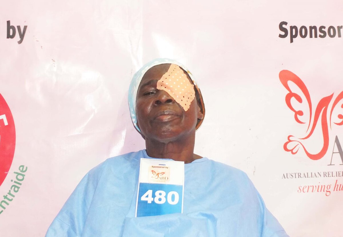 aurelieforg's tweet photo. Thanks to your generosity, we restored sight to 480 cataract patients in Africa to date. Yet, your sustained support is essential so we can continue this priceless humanitarian work. For more info visit
https://t.co/22hrzJPkwU

#aro_org #donation #cataract https://t.co/EwSV3FSfvi