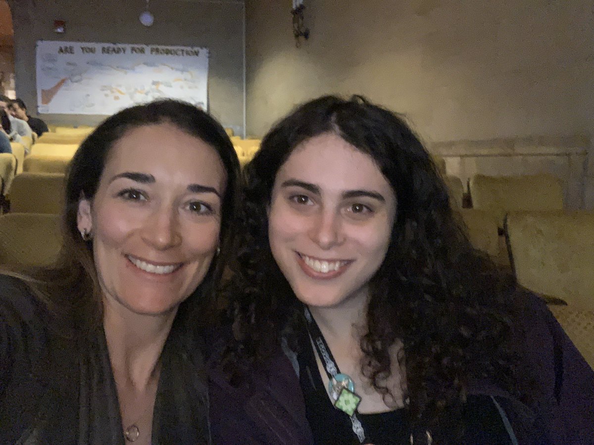 stefanamuller's tweet image. Thank you so much for volunteering @devopsdaysNYC, Swagger Sofia! It was fun working with you! @sof_ni 

#womenintech #devopsdaysnyc