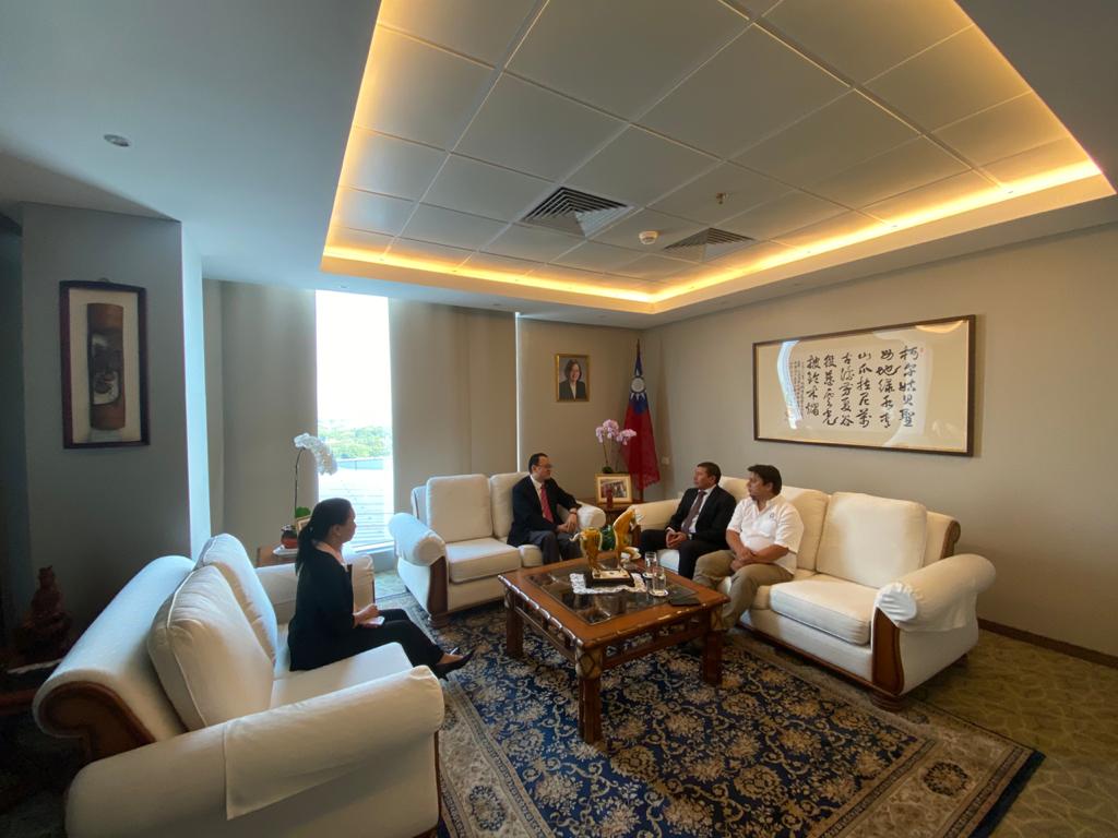 GBoqueron's tweet photo. Nuestro apoyo desde Boquerón a la República de Taiwan en su noble lucha de ser incluida como miembro pleno de la ONU y a su vez a la OMS. Paraguay y Taiwan poseen más de 60 años de lazos de fraternidad, claves para el desarrollo en varios sectores del Py. 
@TW_Paraguay @iingwen https://t.co/qFTOtcntvb