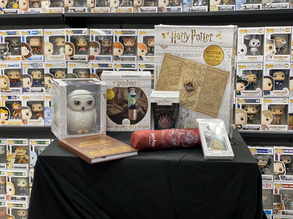 GeekAtmosphere's tweet image. Estamos sorteando en Instagram un pack de Harry Potter valorado en más de 150€, pasaros y participar. Os esperamos a tod@s!!!!! instagram.com/p/B9U4SLPKcrA/…
