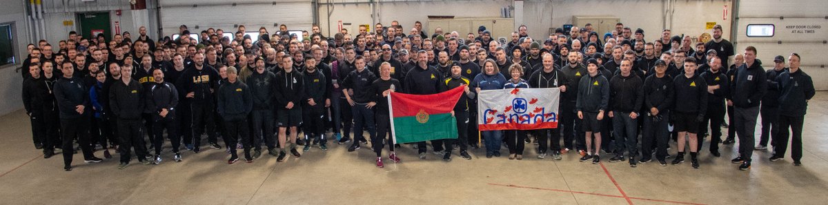 3CdnDiv3DivCA's tweet photo. In celebration of #IWD2020, @1CMBG's @LdSHRC , in partnership with @girlguidesofcan , hosted @asecretmarathon run this morning.
-----
Pour célébrer la #JIF2020, le #LdSHRC du #1GBMC, en partenariat avec Guides du Canada, a organisé ce matin « un marathon en secret ». https://t.co/OaF9gTuz8v