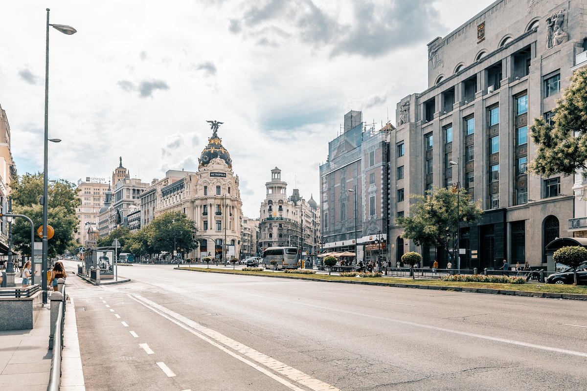 SendRedeemer's tweet photo. Madrid is home to 300,000 Muslims that often have difficulty belonging among their predominately Catholic neighbors. Please join us in praying that our short-term team would build deep relationships and extend the love of Christ during their time in Madrid this summer. https://t.co/7ZZYqDnSwE