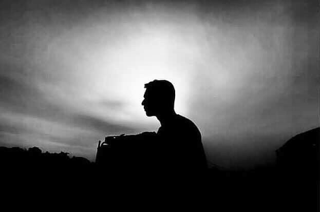 fachrylatief's tweet photo. “If I could have anyone in the world, it would still be you”
Jakarta 2014
Photo ©Fachry Latief #man #people #human #life #blackandwhitephotography #adventure #siluet #sillhouette #silhouettephotography #landscapephotography #believeinyourself https://t.co/vl3hQJ9ocG