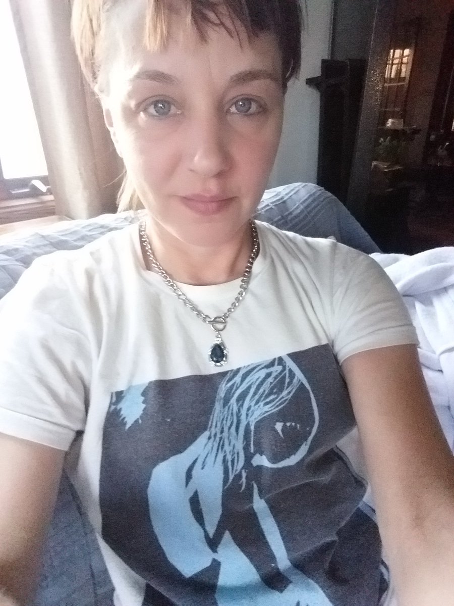 Graphic illustration from my upcoming novel, Alien Heart - about a gifted and emotionally sensitive 17 year old caught in a emotional spiral. A story of unrequited purpose - a self examination of purpose and drive and never giving up hope in the face of adversity. Any publishers?