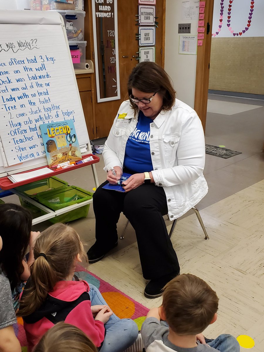 Thank you for being a special guest reader today <a href="/iceicekonaice/">iceicekona</a> and giving us an autographed Kona Ice book for our library! ❤ #bLEADsgreen