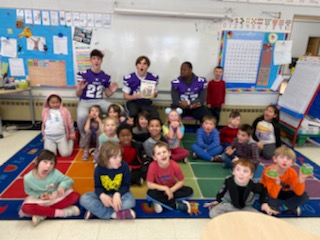 SealsMichelle's tweet photo. Pioneer HS student-athletes are good readers too! Thanks for reading to Seals' kindergarten @A2Eberwhite  for #marchisreadingmonth.  @A2schools @A2SchoolsSuper https://t.co/TWC1ZDq12r