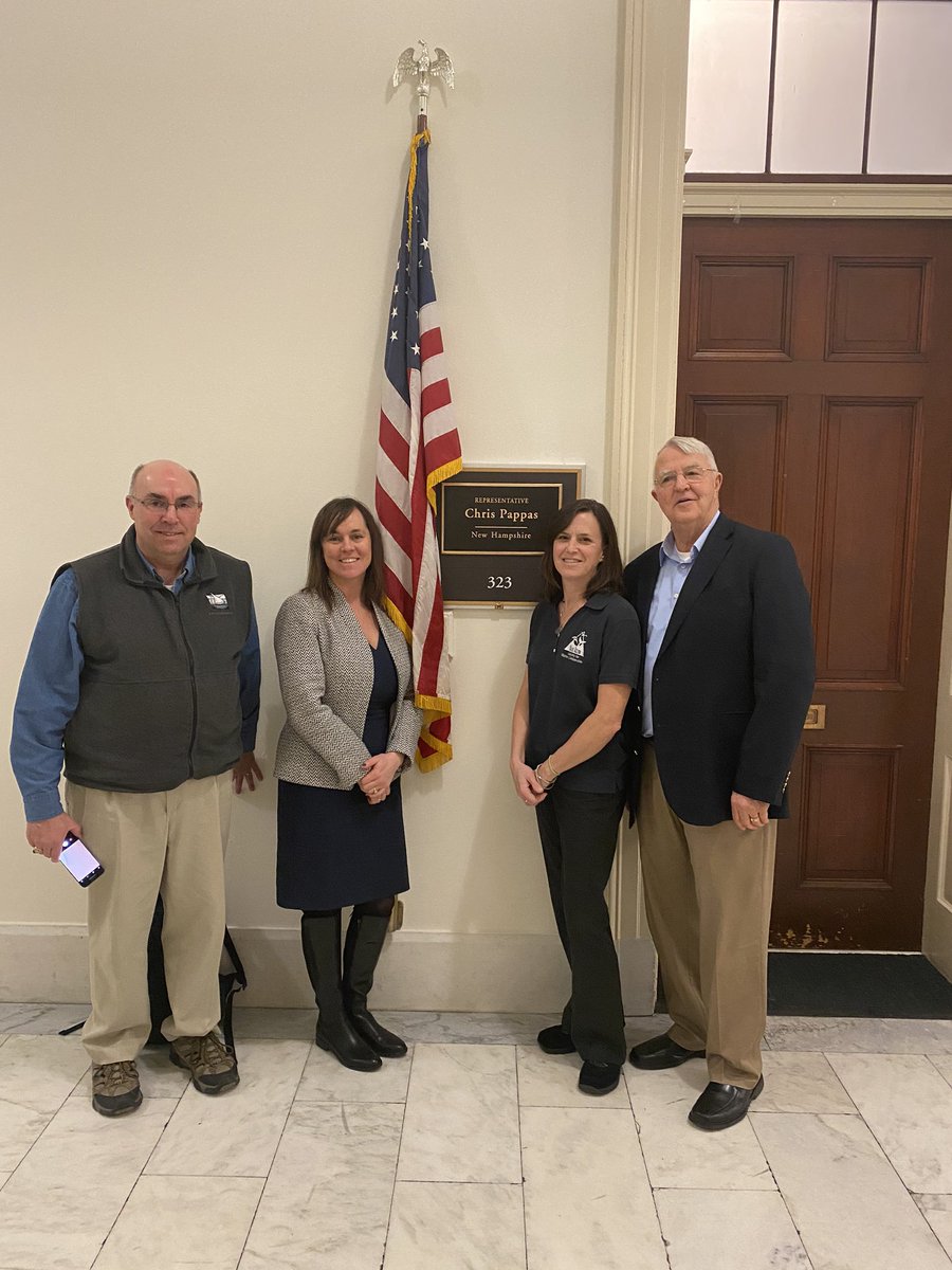 jfelt18's tweet photo. Thank you @RepChrisPappas for meeting with this NH crew to discuss the importance of fully funding NOAA. #TheMoreYouNOAA @CLF @Gundalow @BlueOceanSoc @SeacoastSciCtr https://t.co/0umqto7yq6