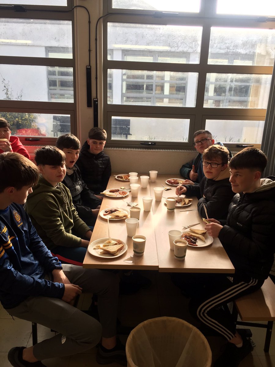 Tobin_Kar's tweet photo. Schools days best days! Fry up breakfast, paint balling & McDonalds. π to smiles again. #noskitrip #coronavirus Every cloud has a silver lining. β€οΈ Generosity of local community. @Kerrys_Eye @Traleetodaynews @AudreyReidy @thegreencbs @PDST_Hwellbeing @kerryman_ie https://t.co/0SCpAi1J39