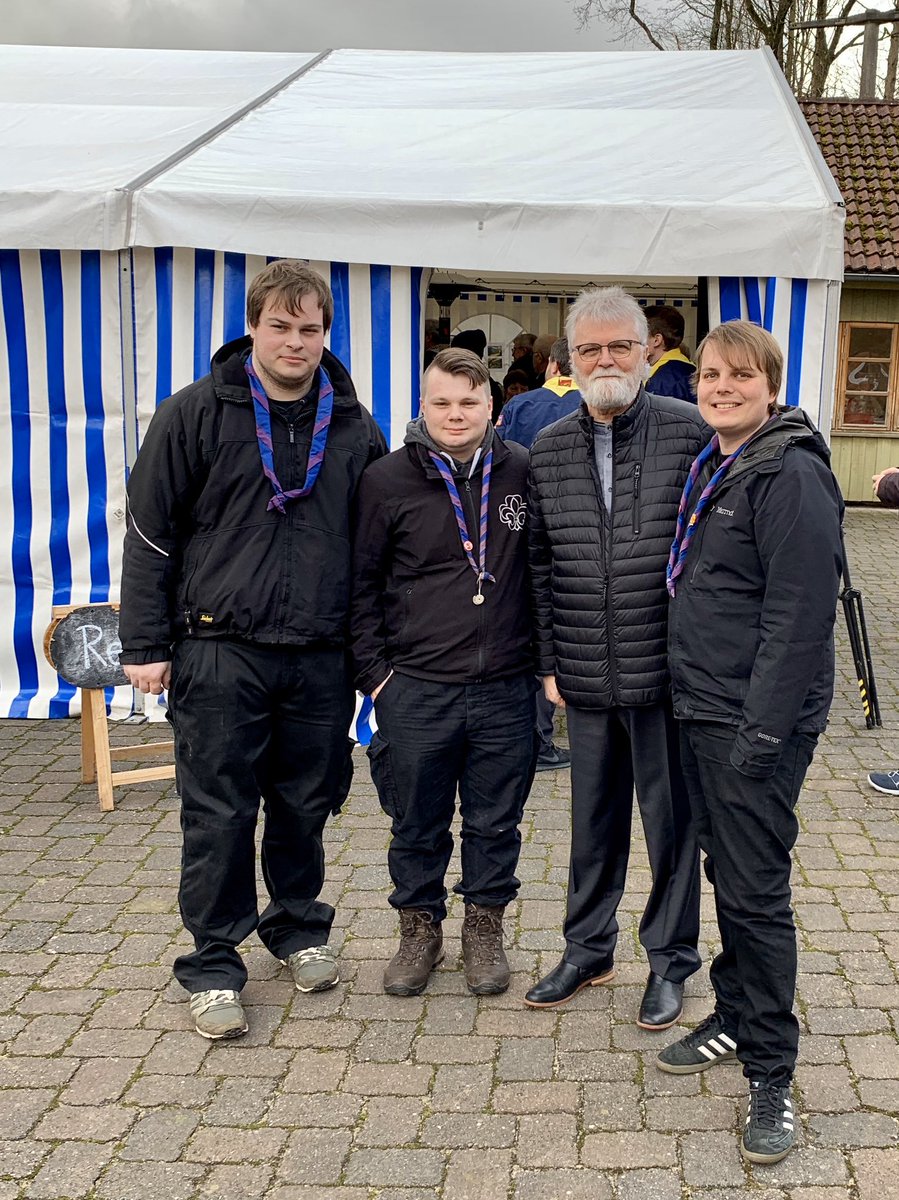 TLL_VCP_SH's tweet image. Letzten Freitag waren wir auf #Tydal zur Verabschiedung von unserem lieben Platzwart Helmut. Wir wünschen ihm alles Gute. Für uns gehört Tydal zu den besten Pfadfinderplätzen der Welt!
#VCPSH #vcpseidank #pfadfinden #PfiLa19 #PfiLa21 #VCP