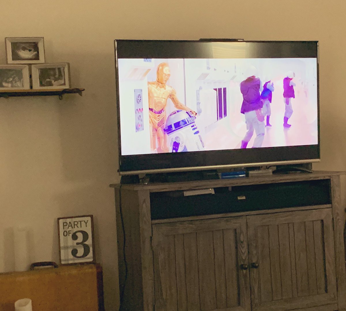 TimothyDrennan's tweet photo. These are your first steps.

@starwars has a new fan today.

This is one of the happiest moments of my life.

#StarWars is magic. https://t.co/O43rYrDUAF